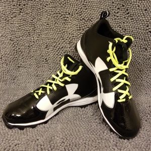 Under Armor Crusher RM Football Cleats